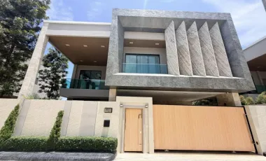 Villa zum Kauf mit 4 Zimmer in Huay Yai, Pattaya