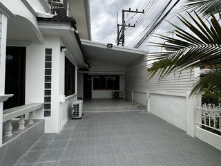 For rent 3 bedrooms house in San Sai, Chiang Mai