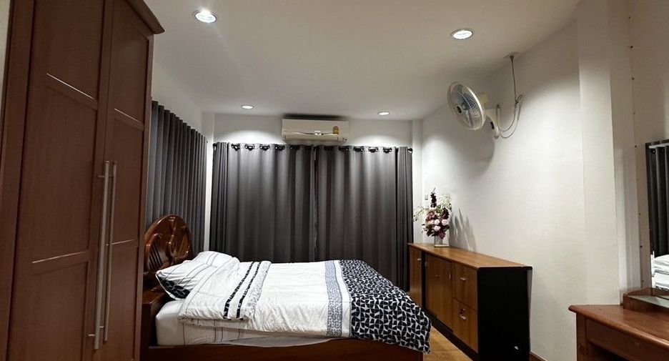 For rent 3 bedrooms house in San Sai, Chiang Mai
