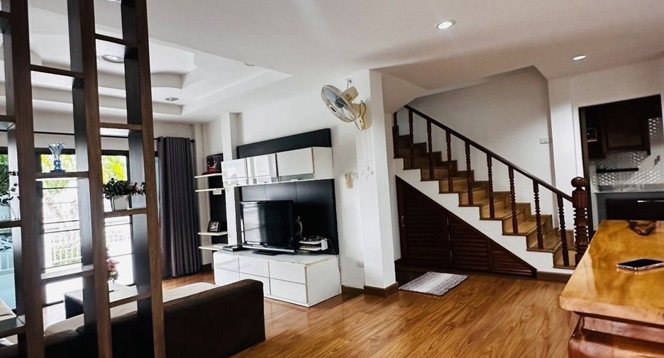 For rent 3 bedrooms house in San Sai, Chiang Mai