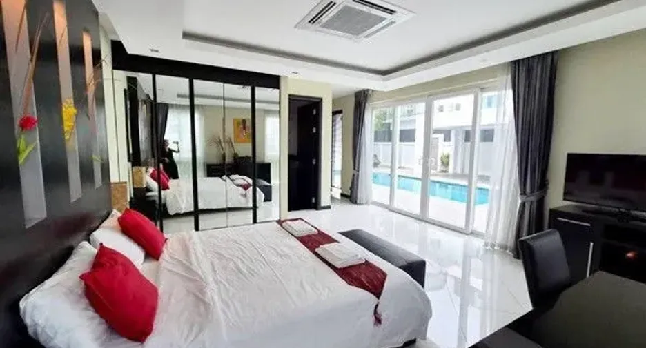 À vendre 5 chambres villa à Jomtien, Pattaya