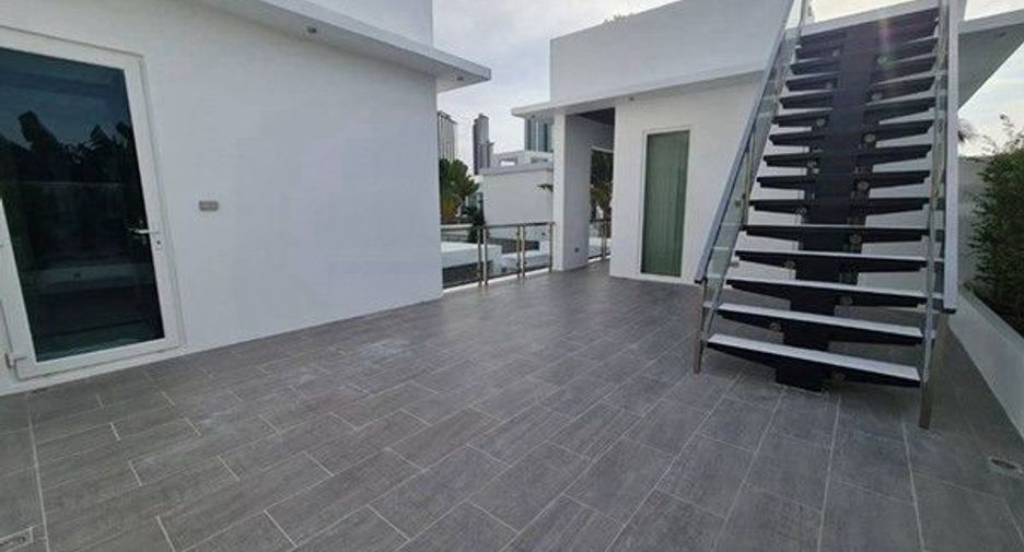 Villa zum Kauf mit 5 Zimmer in Jomtien, Pattaya