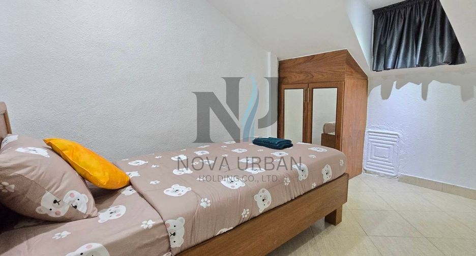 For rent 4 bedrooms townhouse in Bang Lamung, Chonburi