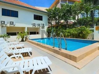 For rent 4 bedrooms townhouse in Bang Lamung, Chonburi