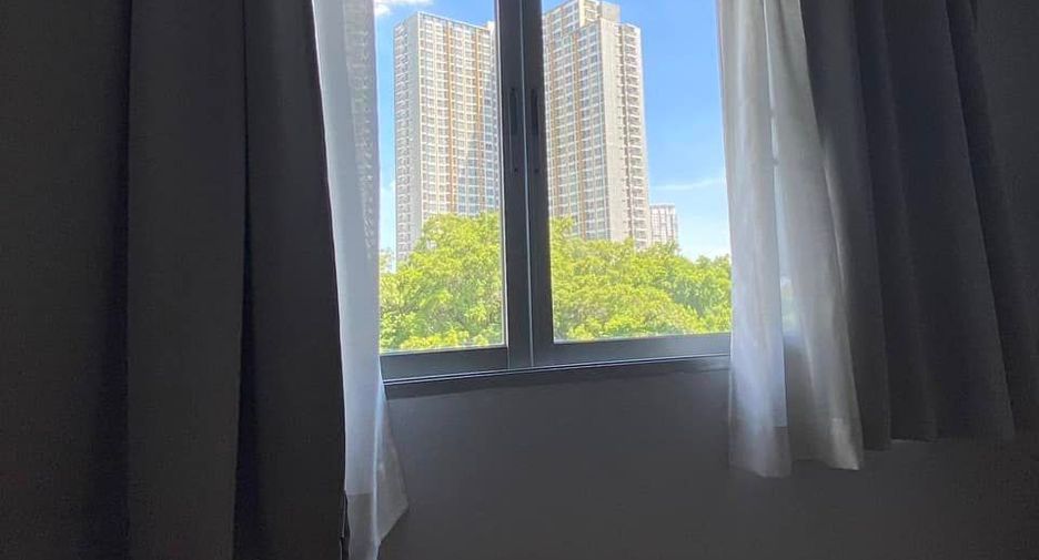 For rent 2 bedrooms condo in Suan Luang, Bangkok