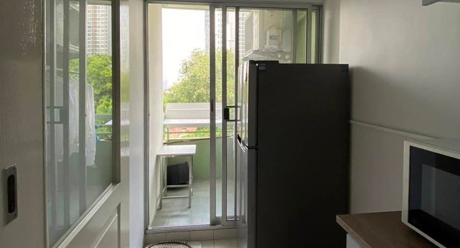 For rent 2 bedrooms condo in Suan Luang, Bangkok