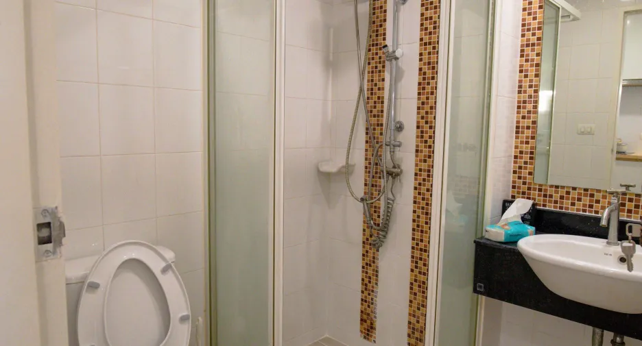 À vendre 1 chambre condo à Phra Khanong, Bangkok