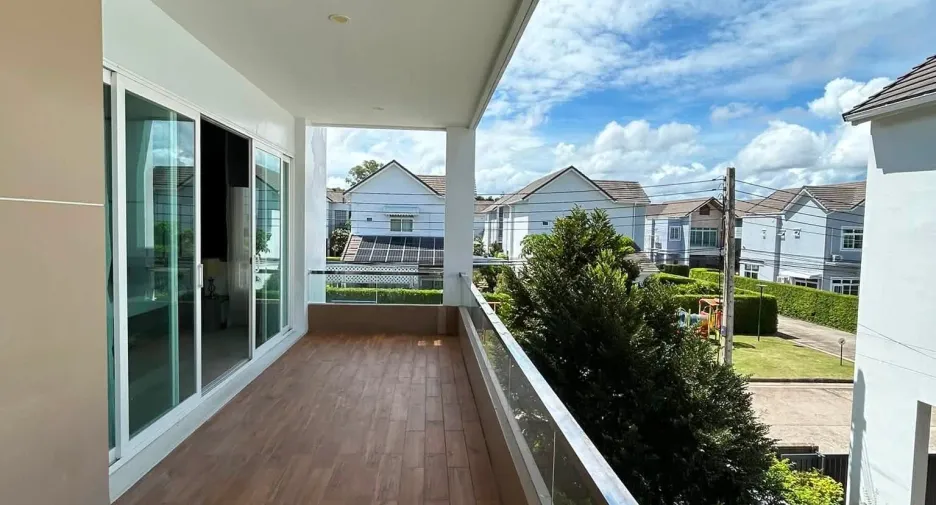For rent 3 bedrooms villa in Mueang Phuket, Phuket