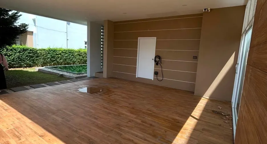 For rent 3 bedrooms villa in Mueang Phuket, Phuket