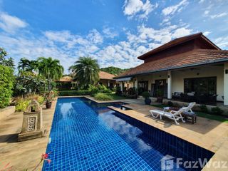 Villa zum Kauf mit 4 Zimmer in Hua Hin, Prachuap Khiri Khan