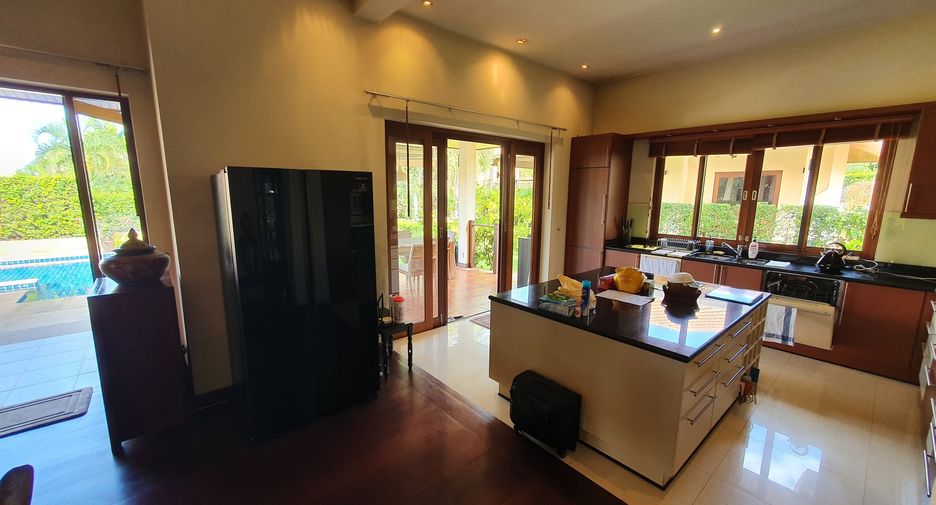 Villa zum Kauf mit 4 Zimmer in Hua Hin, Prachuap Khiri Khan