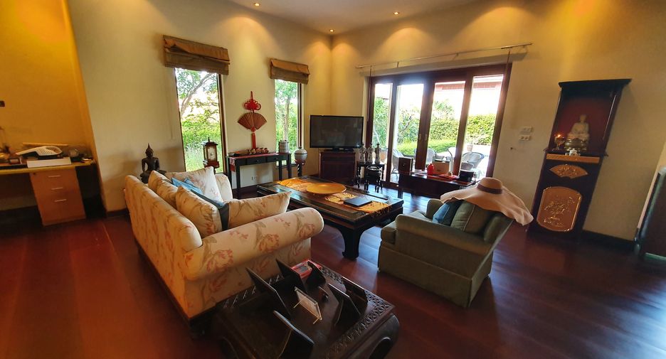 Villa zum Kauf mit 4 Zimmer in Hua Hin, Prachuap Khiri Khan