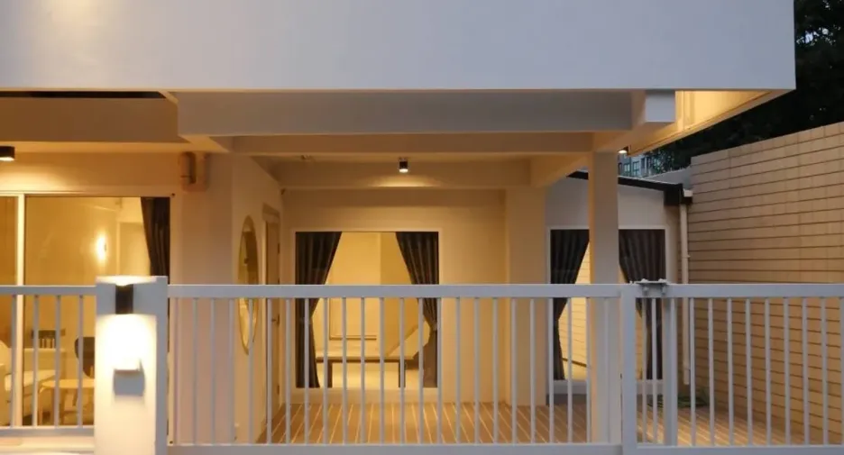For rent 3 bedrooms townhouse in Huai Khwang, Bangkok