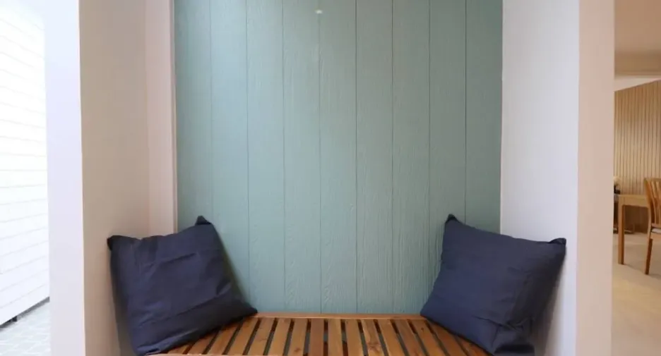 For rent 3 bedrooms townhouse in Huai Khwang, Bangkok