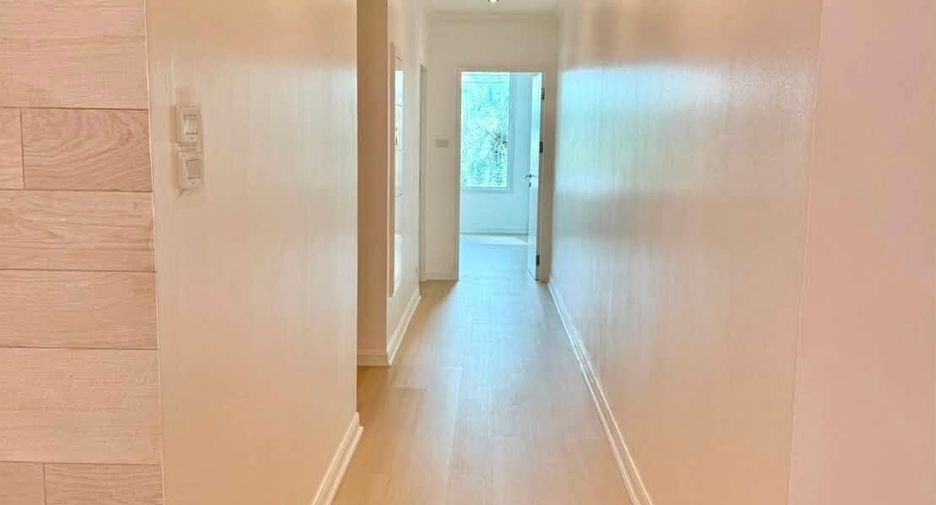 Wohnung zur Miete mit 3 Zimmer in Pathum Wan, Bangkok