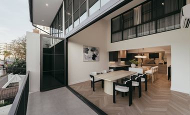 Reihenhaus zur Miete mit 5 Zimmer in Khlong Toei, Bangkok