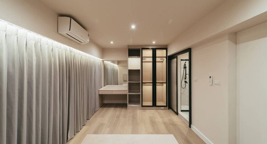 Reihenhaus zur Miete mit 5 Zimmer in Khlong Toei, Bangkok
