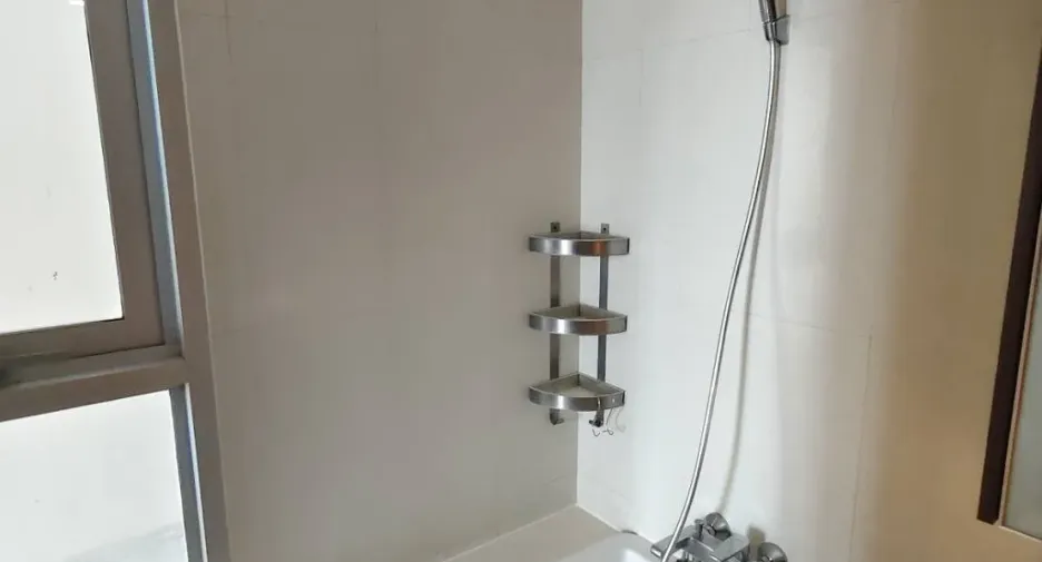 Condo en alquiler de 2 habitaciones en Khlong Toei, Bangkok