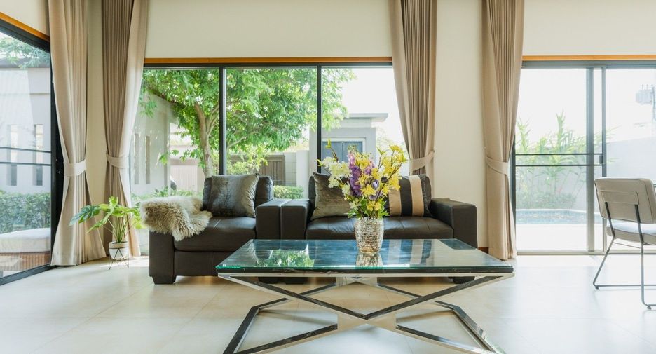 For rent 2 bedrooms villa in Huay Yai, Pattaya