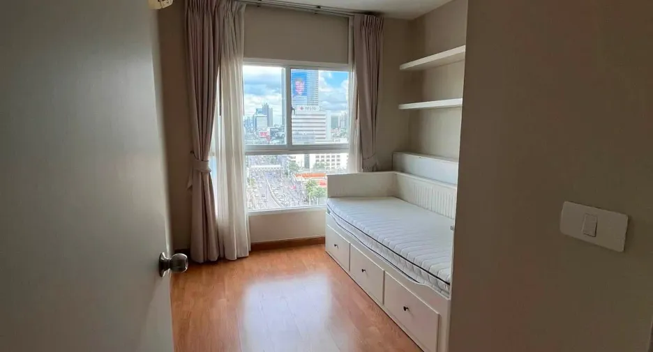 Condo en venta y en alquiler de 2 habitaciones en Watthana, Bangkok