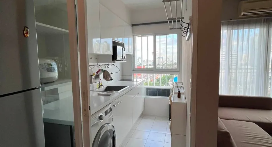 Condo en venta y en alquiler de 2 habitaciones en Watthana, Bangkok