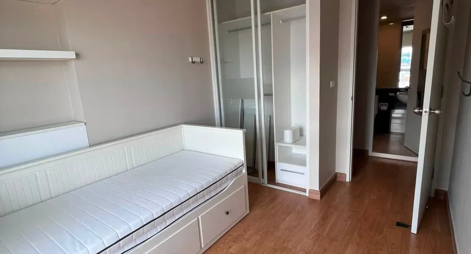 Condo en venta y en alquiler de 2 habitaciones en Watthana, Bangkok