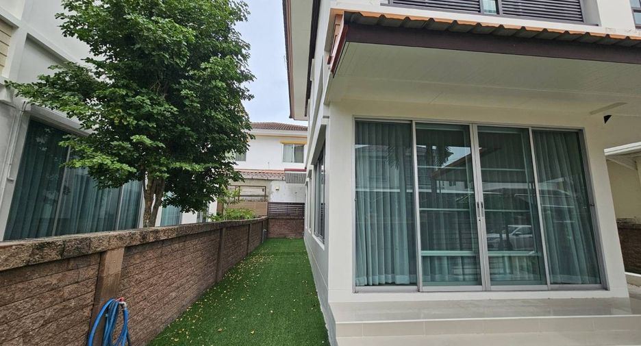 Casa en venta de 3 habitaciones en Bang Khun Thian, Bangkok