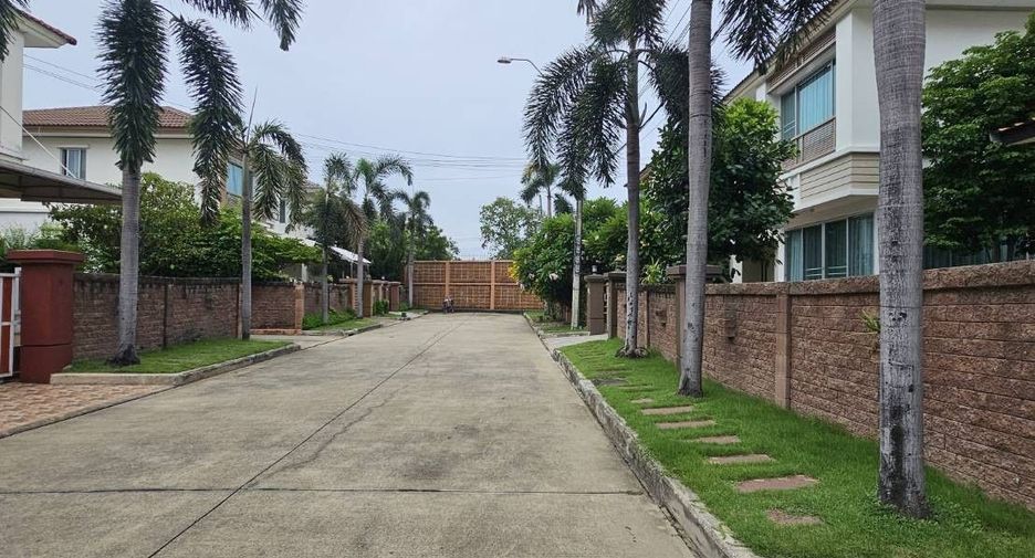 Casa en venta de 3 habitaciones en Bang Khun Thian, Bangkok