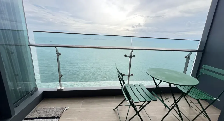 For rent 1 bed condo in Bang Lamung, Chonburi