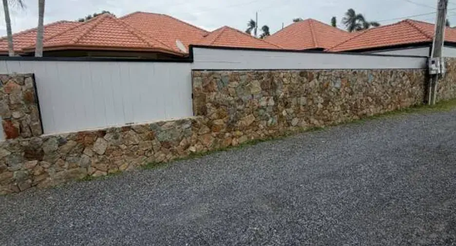 For rent 3 bedrooms house in Bang Lamung, Chonburi