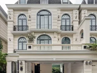 Casa en venta de 4 habitaciones en Watthana, Bangkok