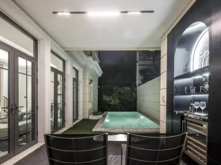 Casa en venta de 4 habitaciones en Watthana, Bangkok