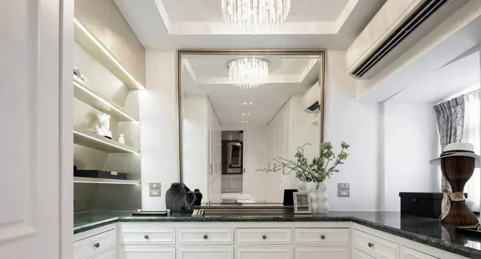 Casa en venta de 4 habitaciones en Watthana, Bangkok