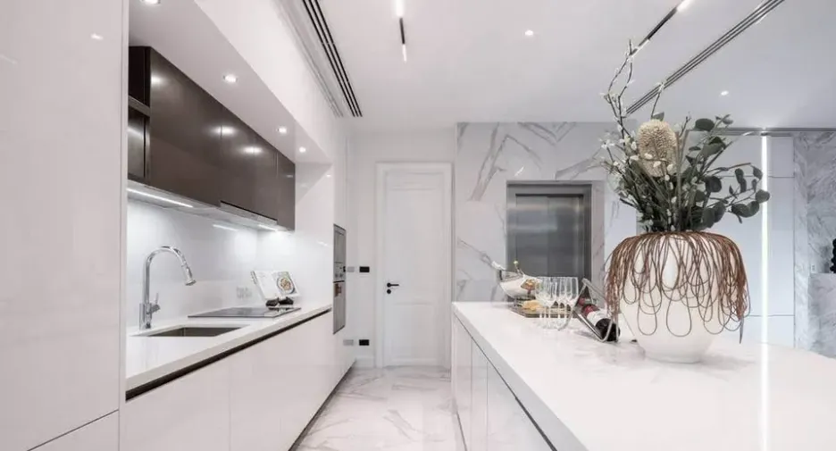 Casa en venta de 4 habitaciones en Watthana, Bangkok