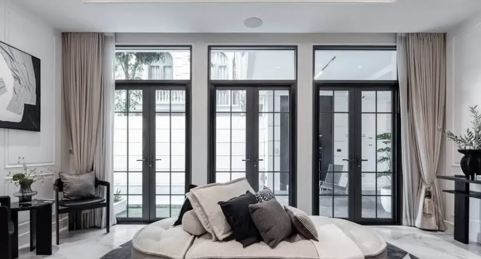Casa en venta de 4 habitaciones en Watthana, Bangkok