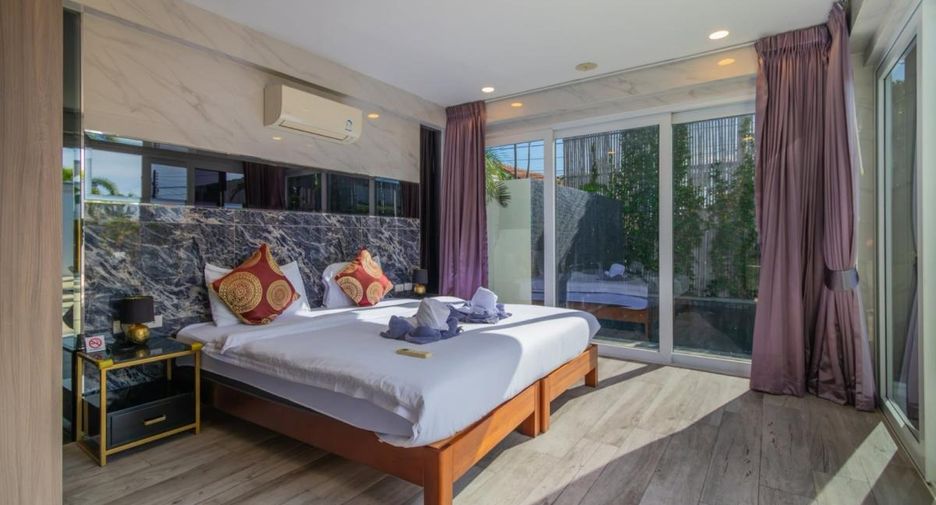 Casa en alquiler de 5 habitaciones en Bang Lamung, Chonburi