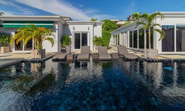Casa en alquiler de 5 habitaciones en Bang Lamung, Chonburi