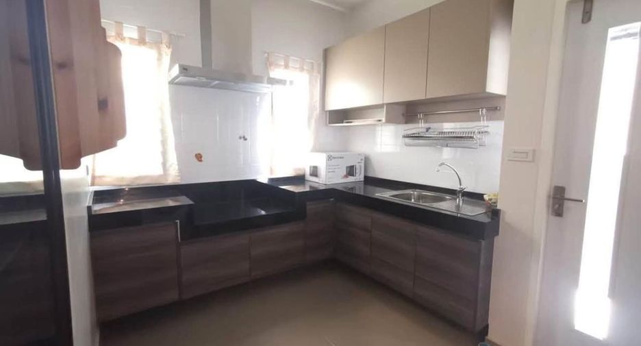 Haus zur Miete mit 4 Zimmer in Bang Phli, Samut Prakan