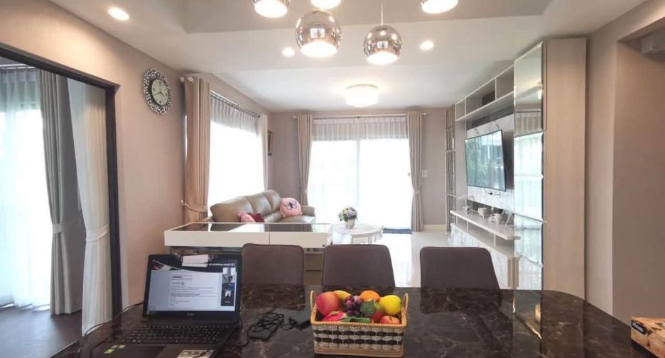 Haus zur Miete mit 4 Zimmer in Bang Phli, Samut Prakan