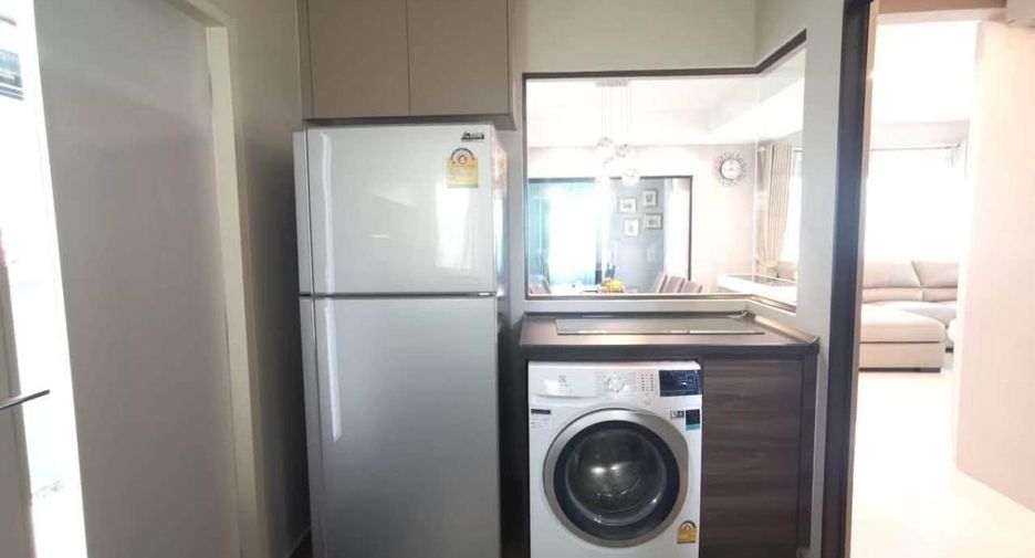 Haus zur Miete mit 4 Zimmer in Bang Phli, Samut Prakan