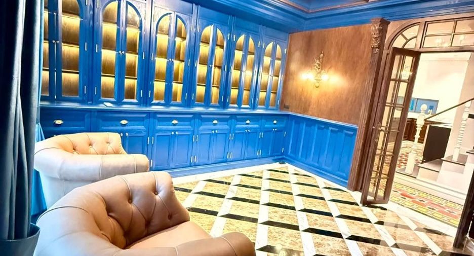 Haus zur Miete mit 4 Zimmer in Si Racha, Chonburi