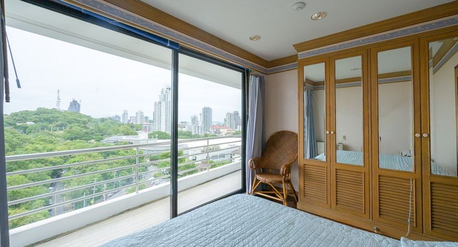 For sale 3 ベッドルーム condo in Bang Lamung, Chonburi