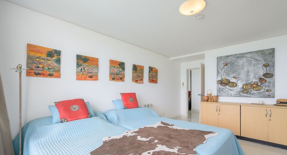 For sale 3 ベッドルーム condo in Bang Lamung, Chonburi