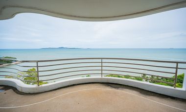 For sale 3 ベッドルーム condo in Bang Lamung, Chonburi