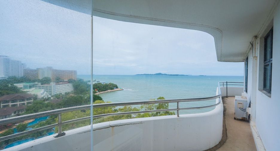 For sale 3 ベッドルーム condo in Bang Lamung, Chonburi