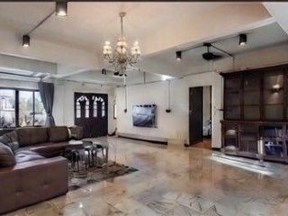 For sale 5 bedrooms house in Sathon, Bangkok