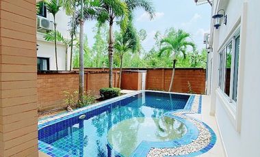 For rent 4 bedrooms villa in Huay Yai, Pattaya