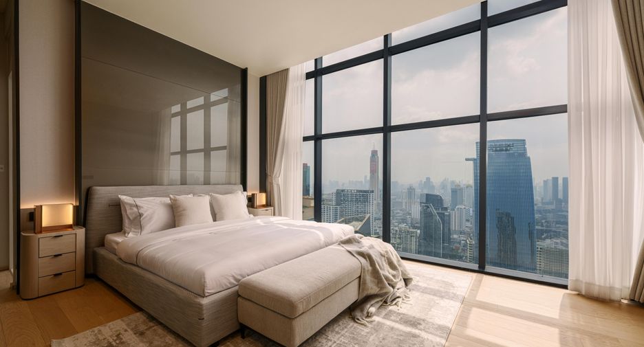 For sale 4 bedrooms condo in Ratchathewi, Bangkok