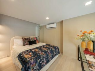 Condo en venta de 2 habitaciones en Khlong San, Bangkok