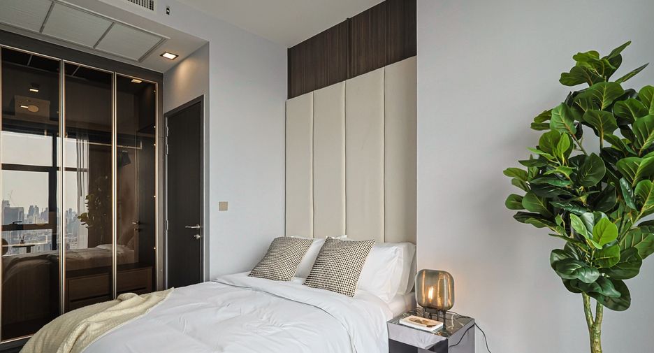 For sale 2 bedrooms condo in Ratchathewi, Bangkok